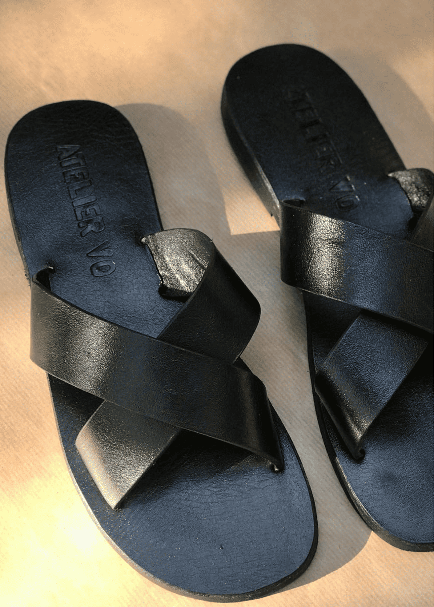 BIENVENU , Sandales slippers cuir