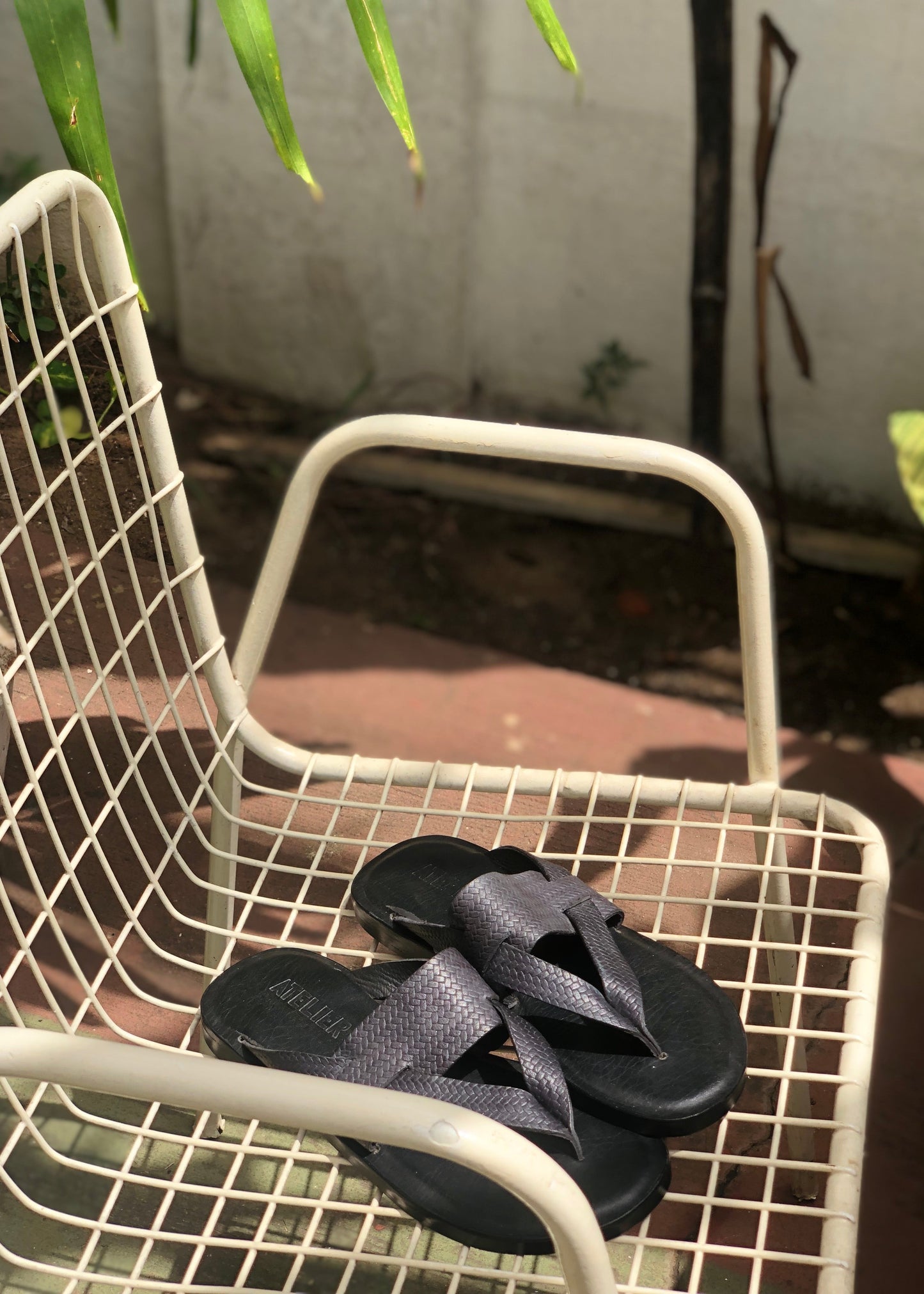 ISSILO , Sandales spartiate en cuir