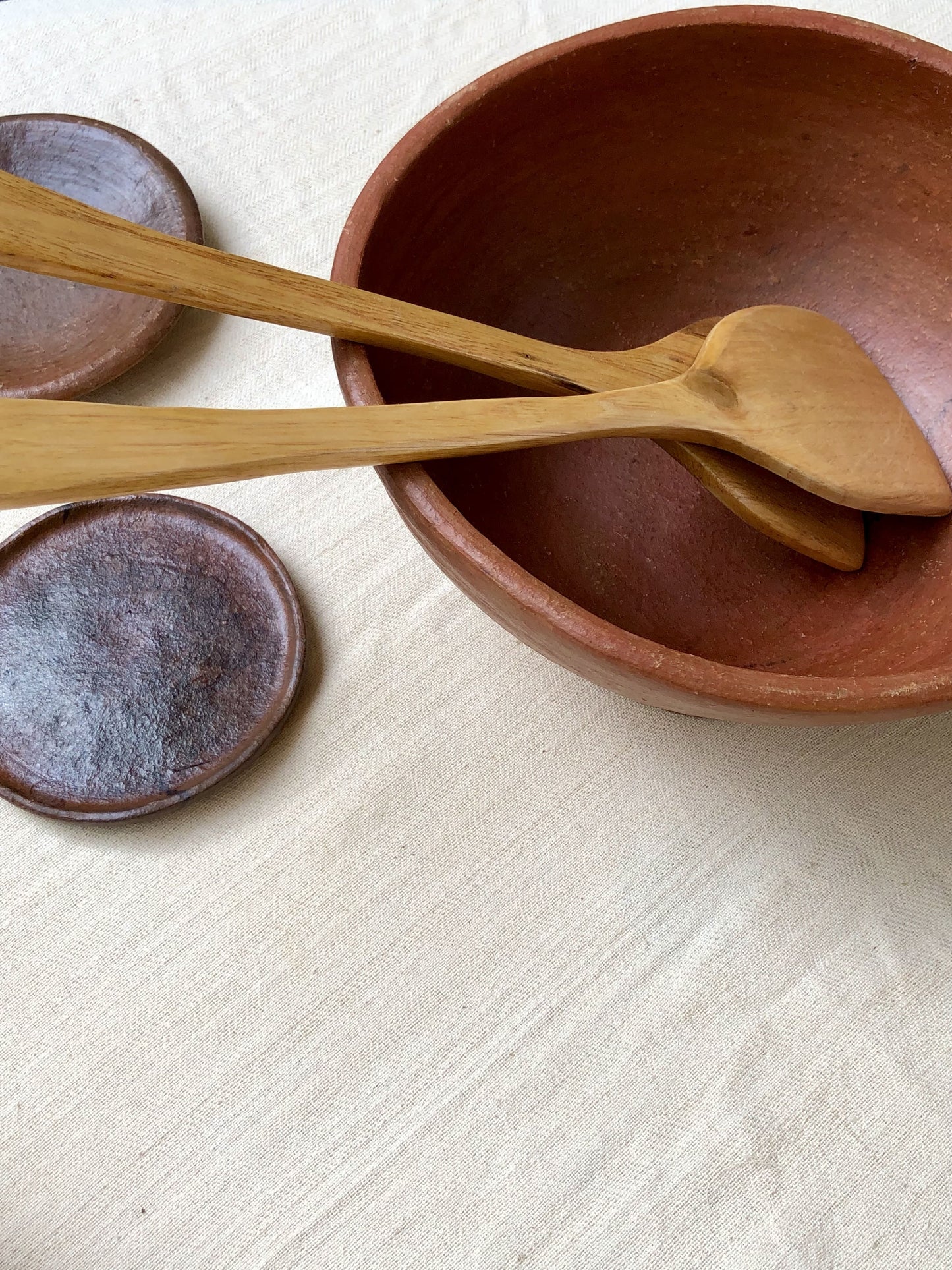 CLAY SALAD BOWL
